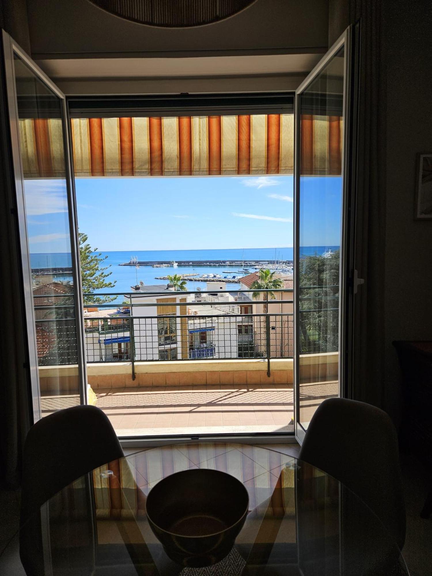 Apartament La Baia Nel Porto San Remo Zewnętrze zdjęcie